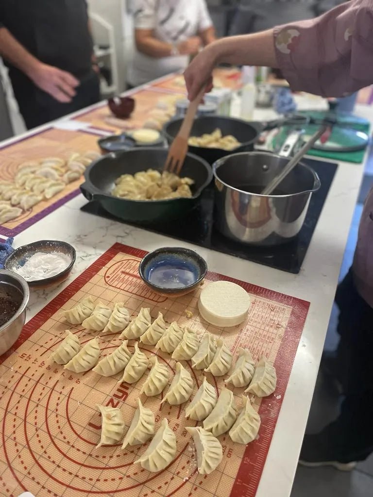 Dumpling class - gift voucher BRING ONE FOR FREE - Suzu House